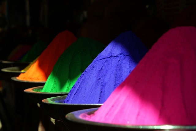 color-min
